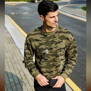 Camo Trendy Sweatshirt, Men's Casual Graphic Design Crew Neck Sweatshirt